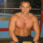BRUTTO, 49