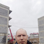 Alex Romanov, 46