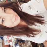 Anna, 40