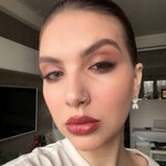 Diana, 31